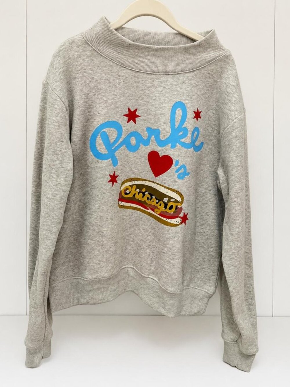 PARKE Chicago Graphic Sweatshirt Mock Neck Grey Red Blue Heart - Picture 1 of 4